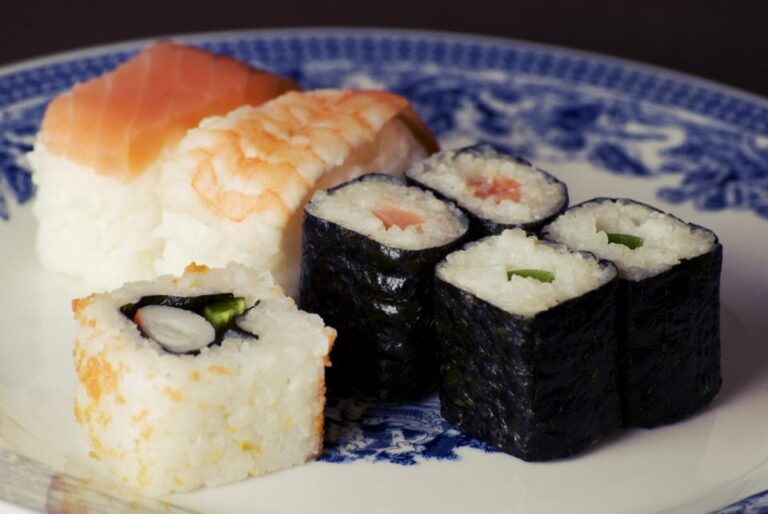 Preparación de makis caseros